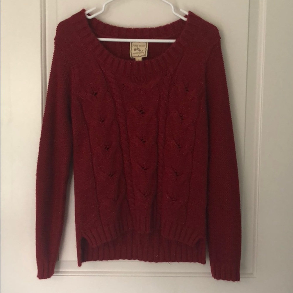 Red knitted sweater with shimmer thread